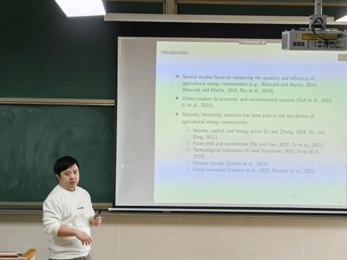 主题讲座|管理学院举办研究生学术沙龙