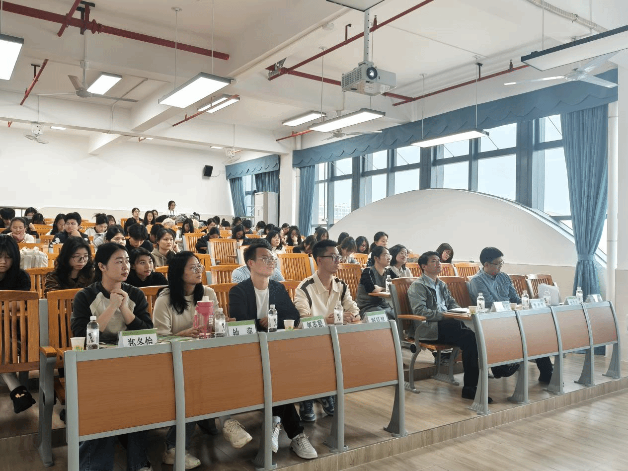 毕业“职”引｜扎根基层沃土，绽放青春芳华——“求职备战营”系列讲座之基层服务专题